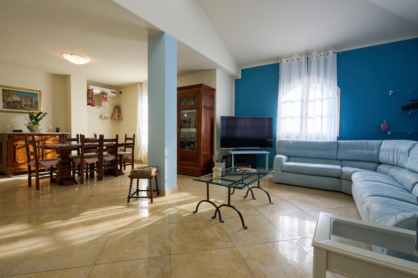 Appartamento arredato in affitto, Fucecchio botteghe