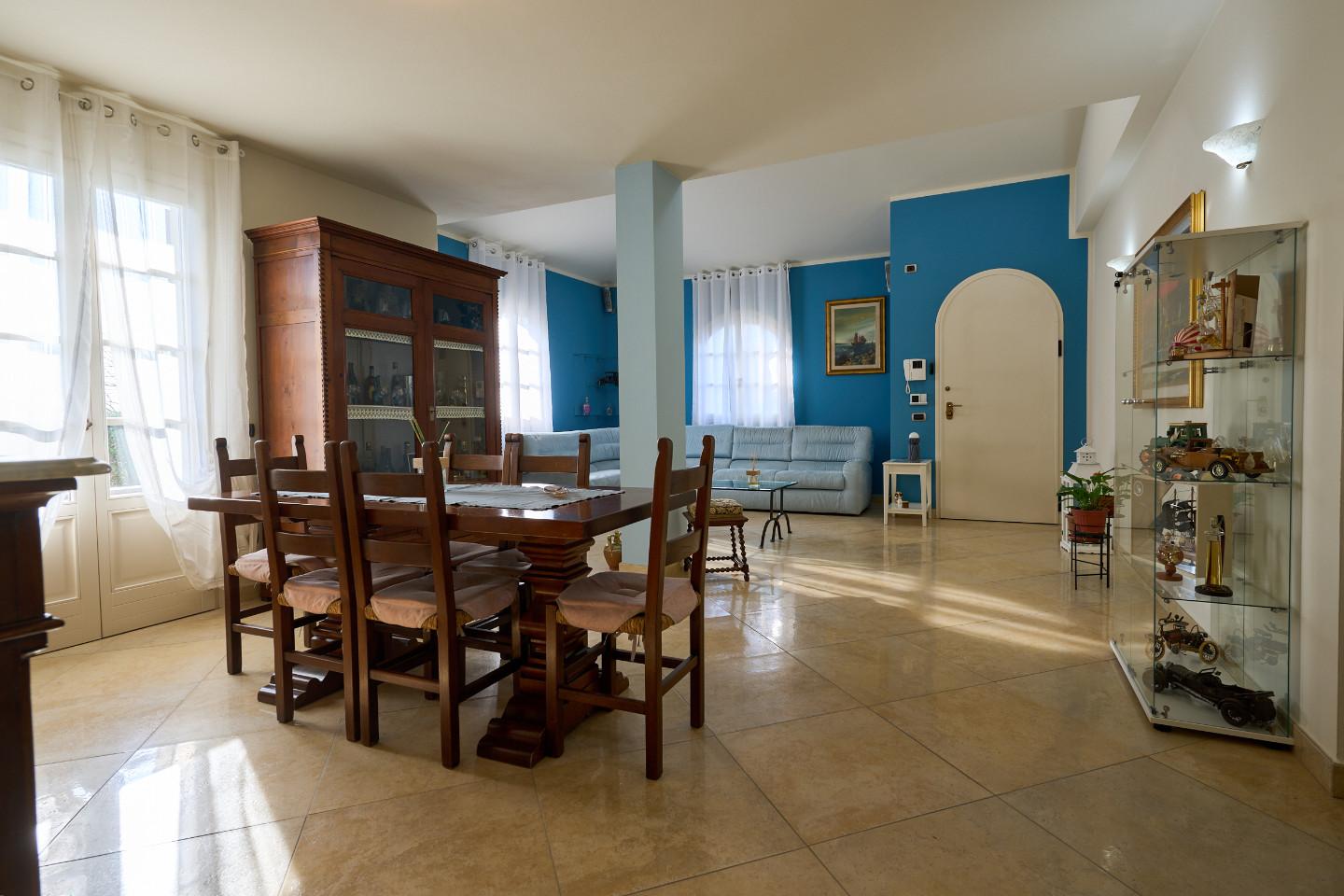 Appartamento arredato in affitto, Fucecchio botteghe