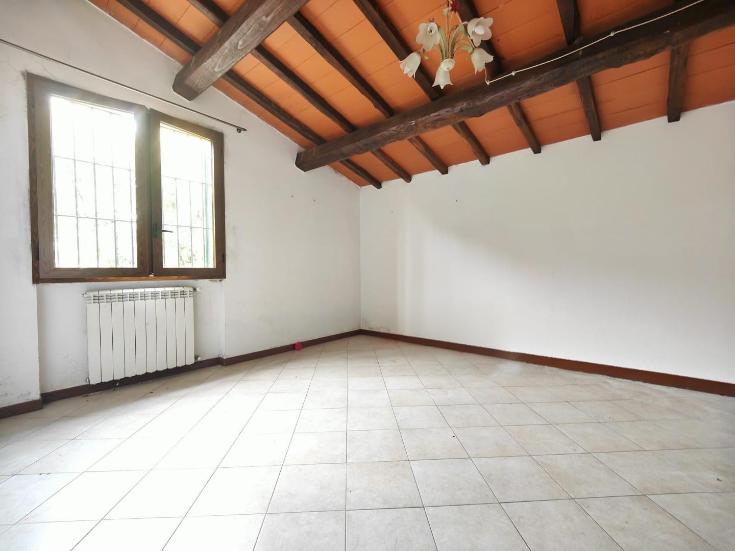 Villa Bifamiliare con giardino, Fucecchio pinete