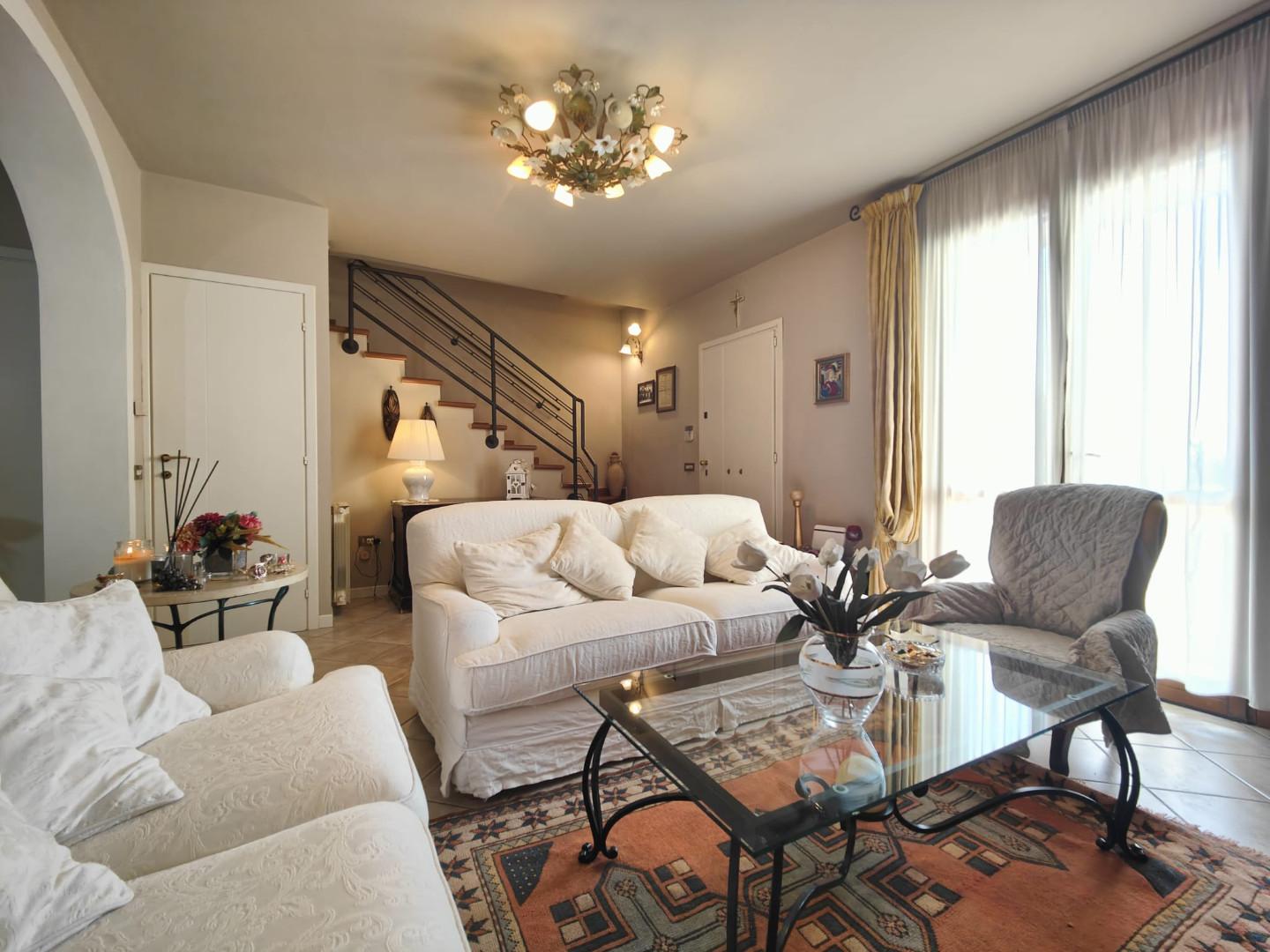 Casa indipendente con giardino a Fucecchio