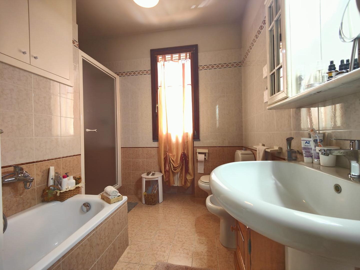 Casa indipendente con giardino a Fucecchio