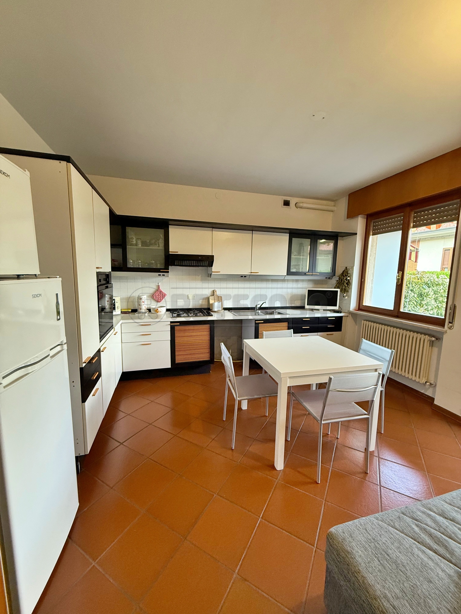 Casa indipendente con giardino in via tiziano 5, Arzignano