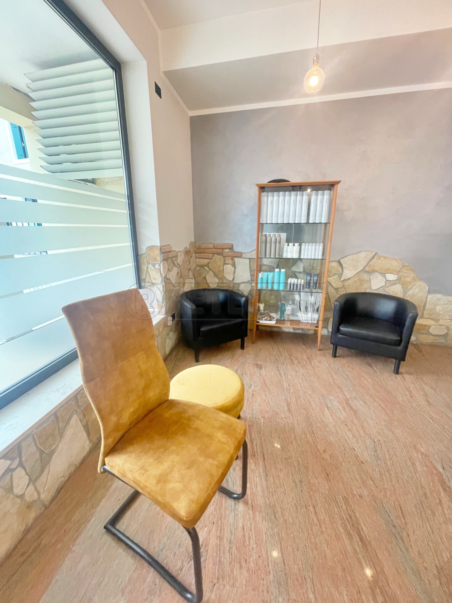 Locale commerciale in vendita a Arzignano