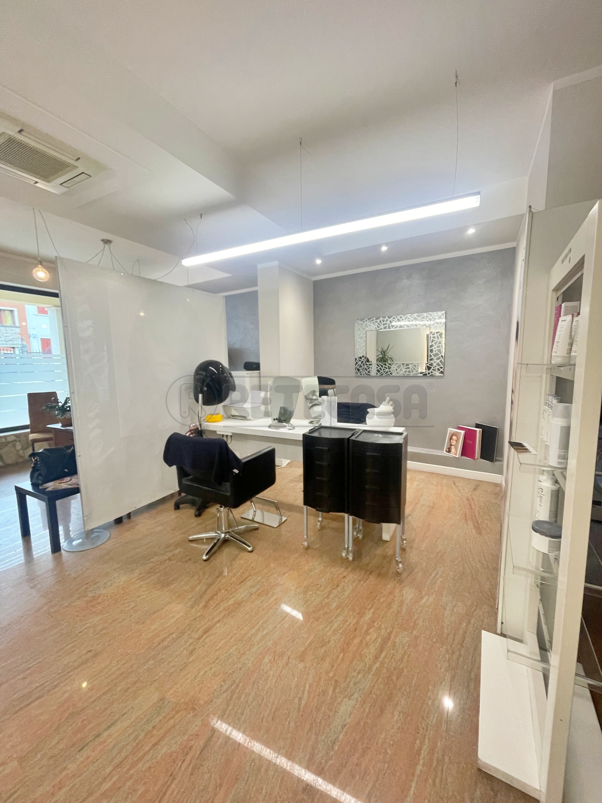 Locale commerciale in vendita a Arzignano