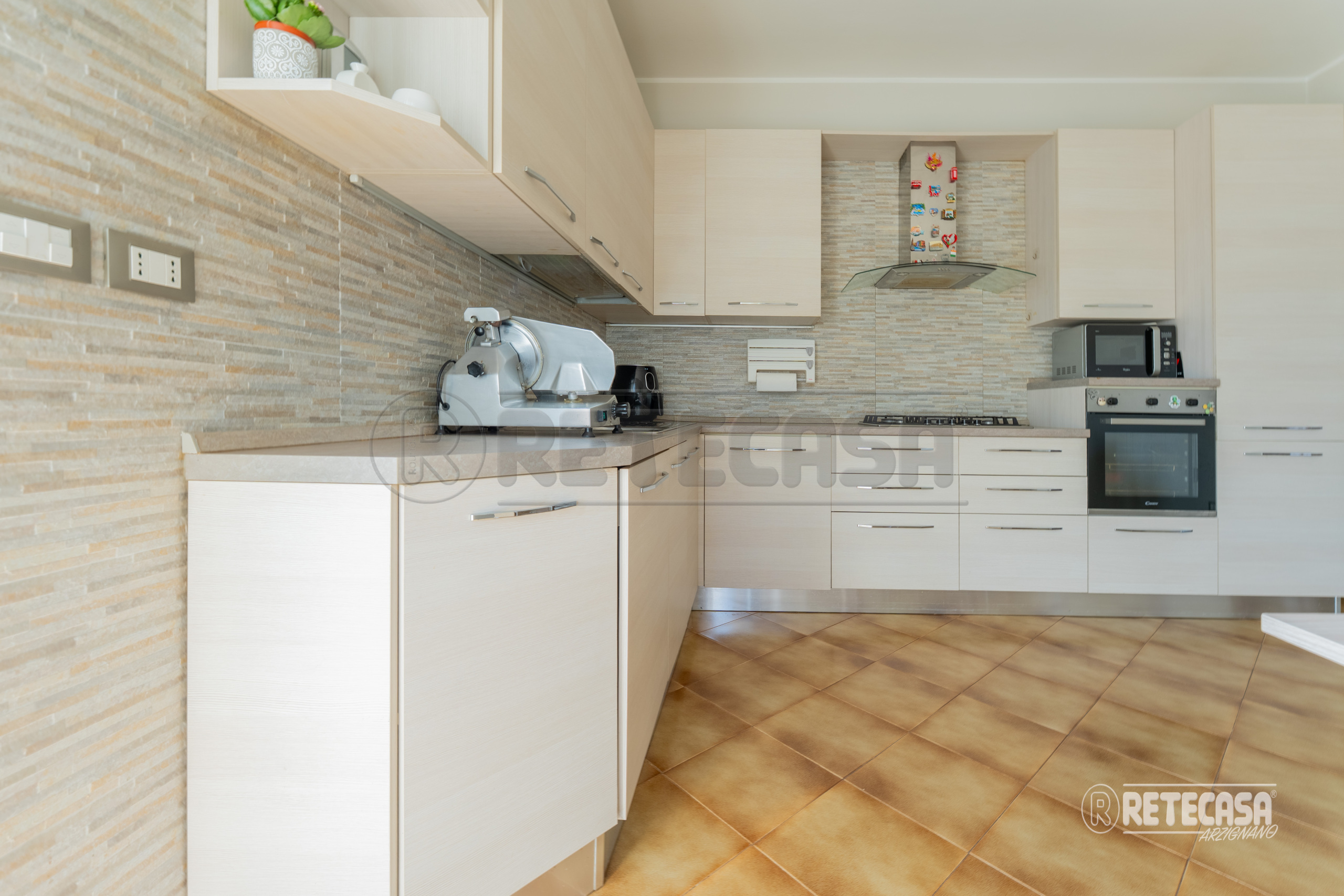 Villetta a schiera con giardino in via oidio 2, Arzignano