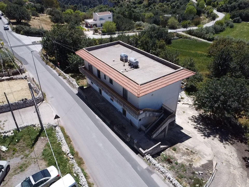 Casa indipendente con giardino in via dente crocicchia, Modica