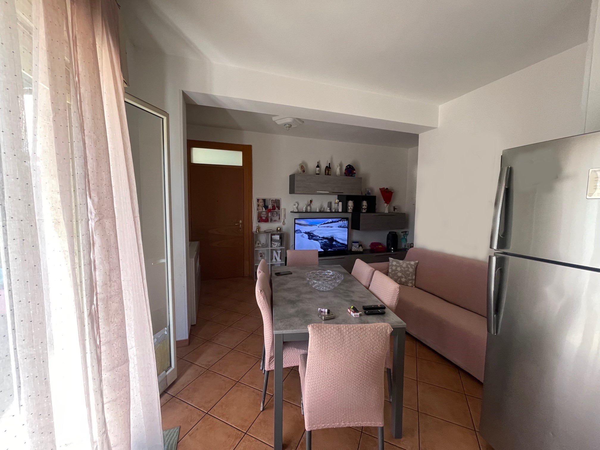 Quadrilocale con terrazzo in via yuri gagarin, Vittoria