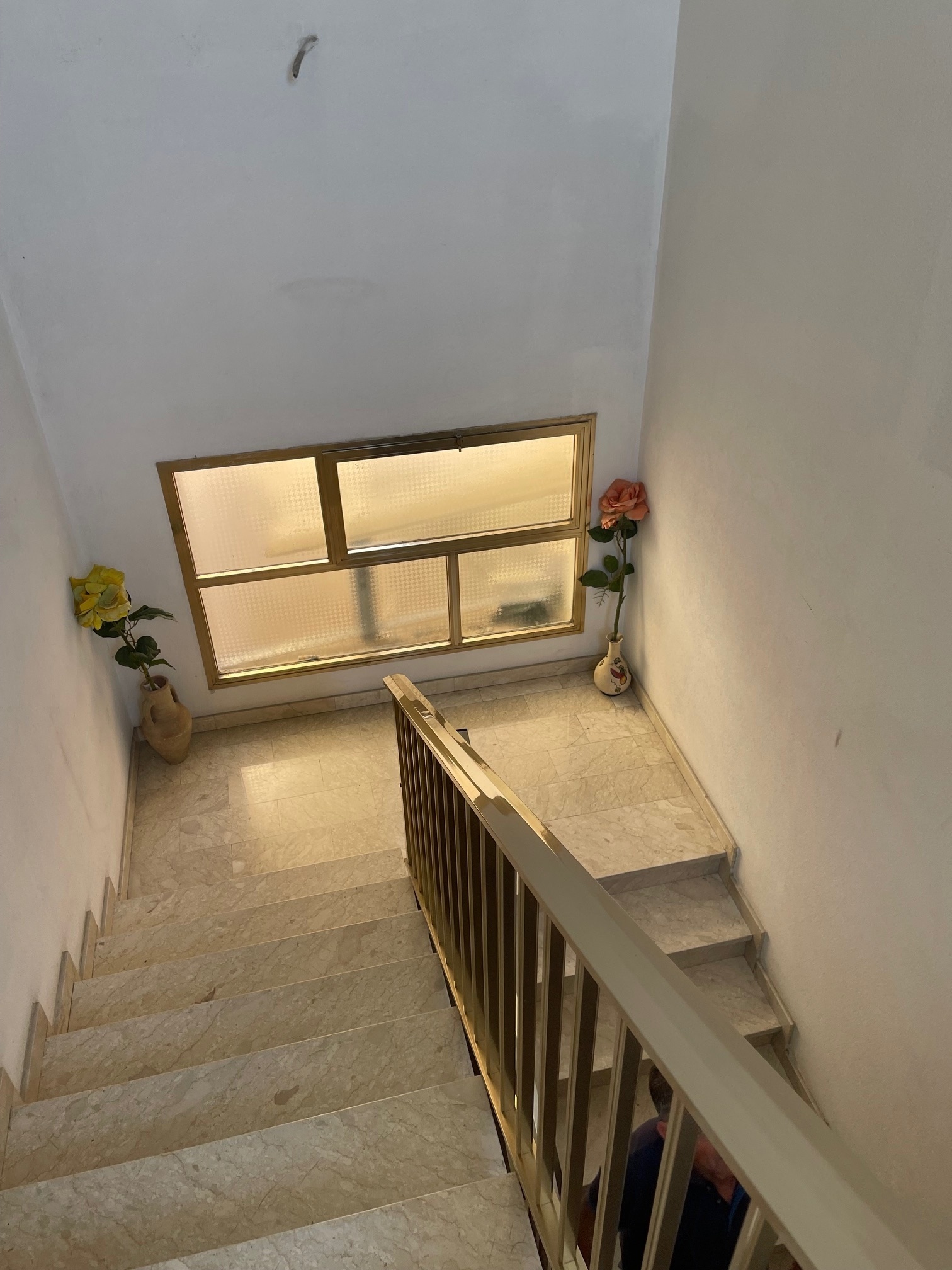 Quadrilocale con terrazzo in via yuri gagarin, Vittoria