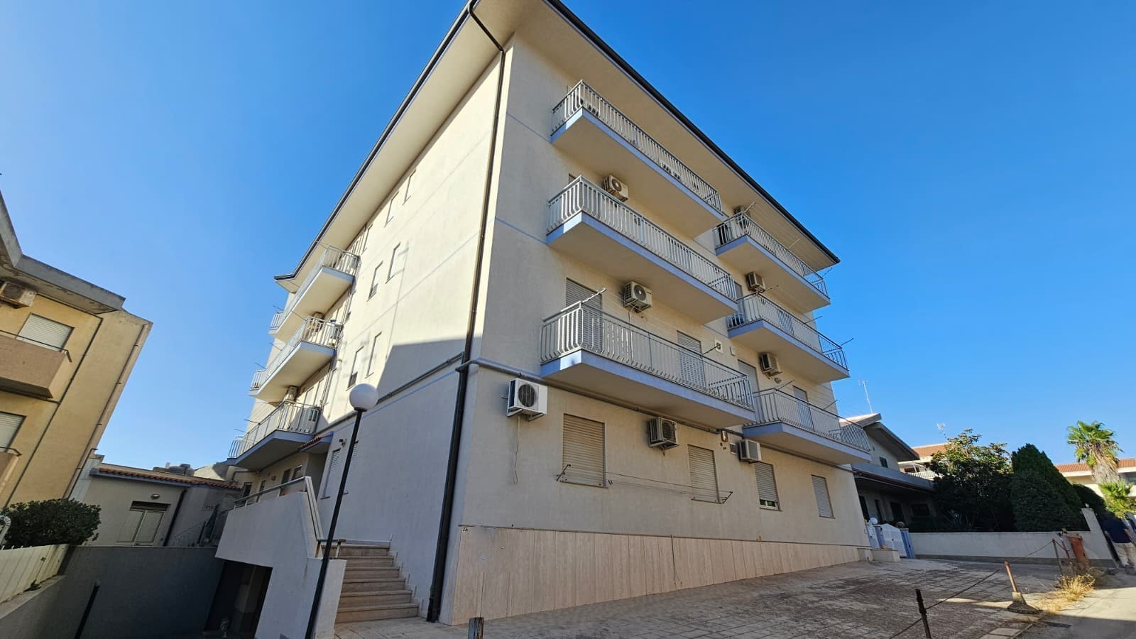 Trilocale in affitto in via resistenza partigiana 274, Modica