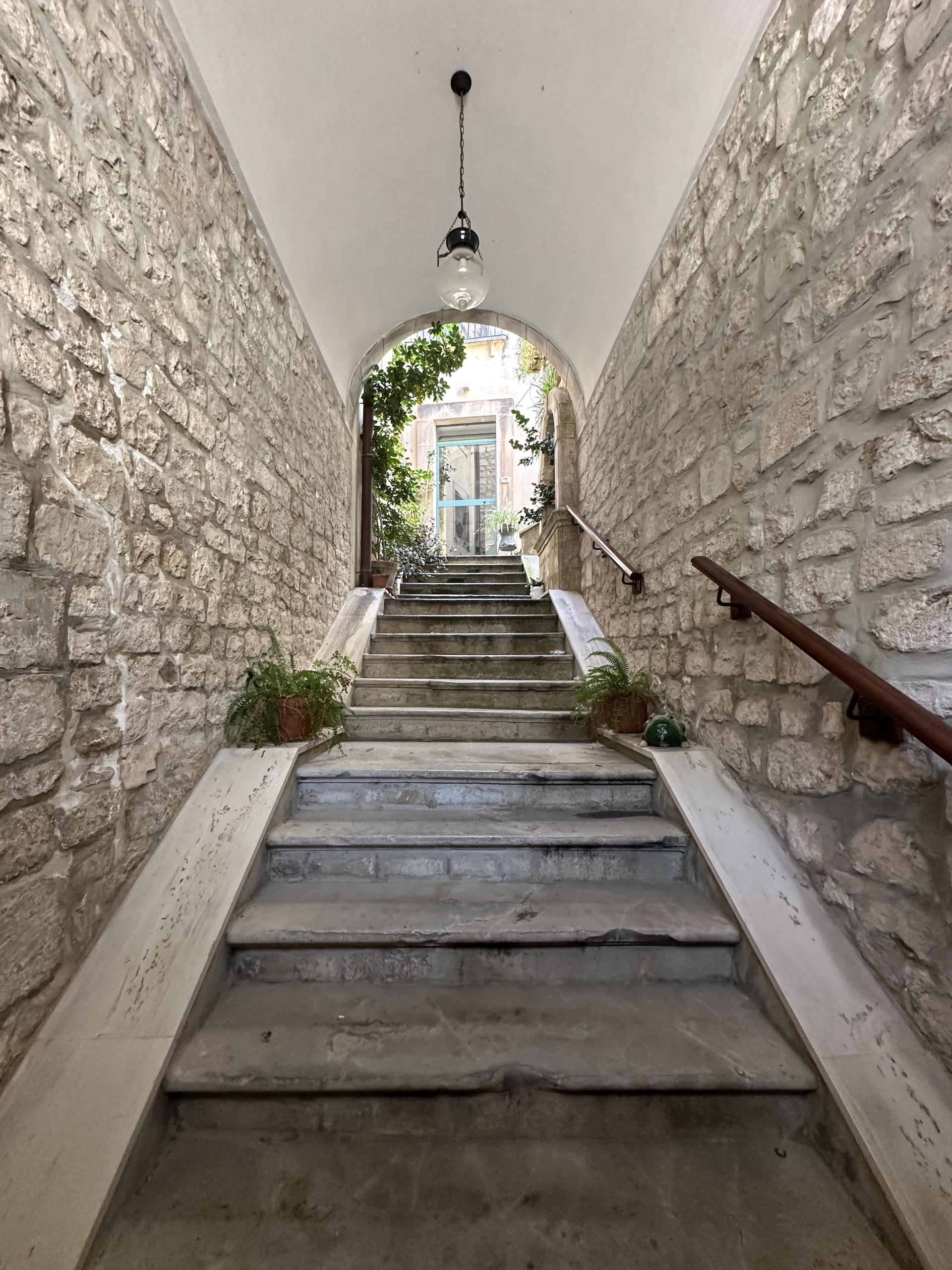 Casa indipendente con terrazzo in via santa maria 55, Modica