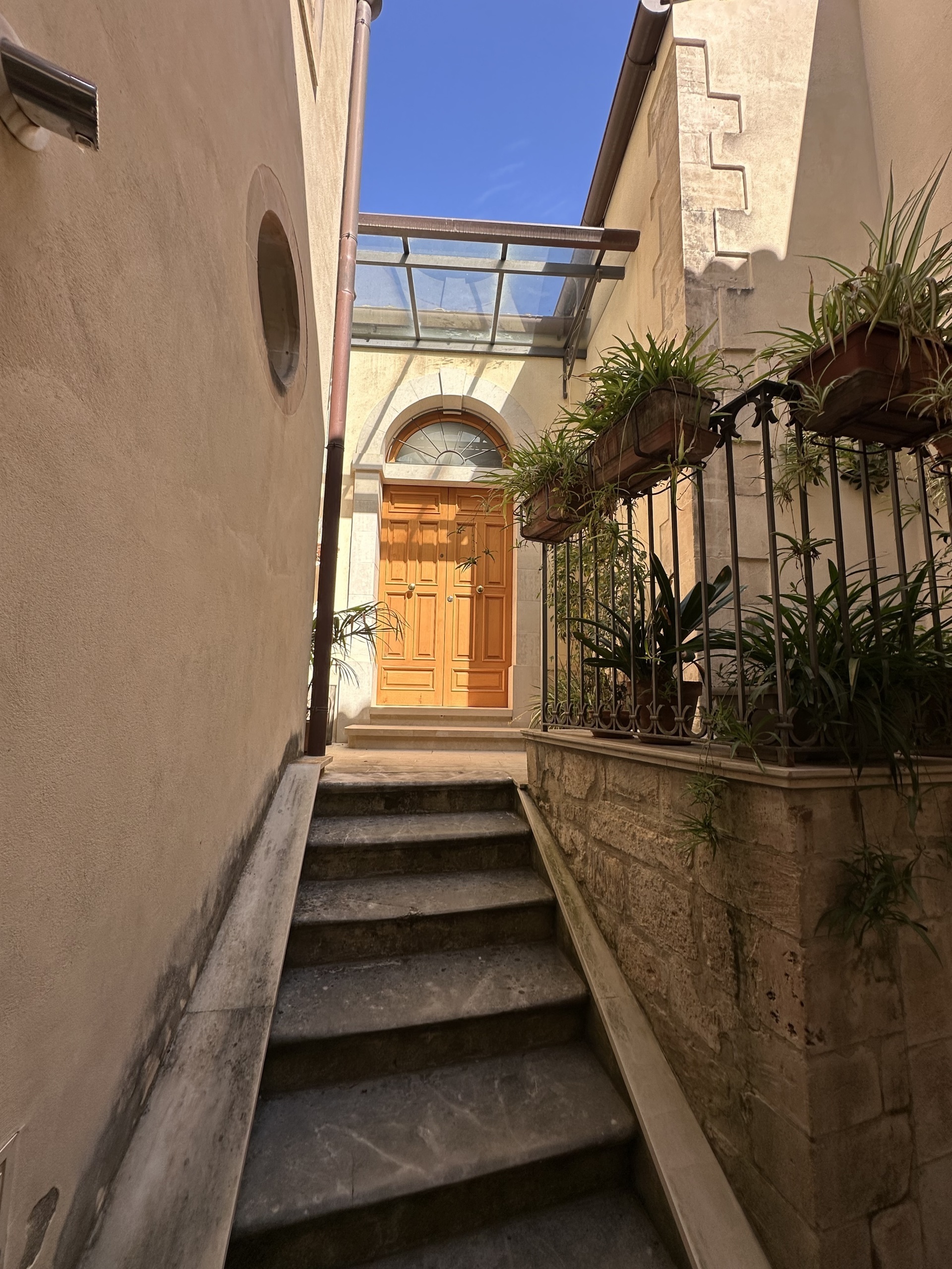 Casa indipendente con terrazzo in via santa maria 55, Modica