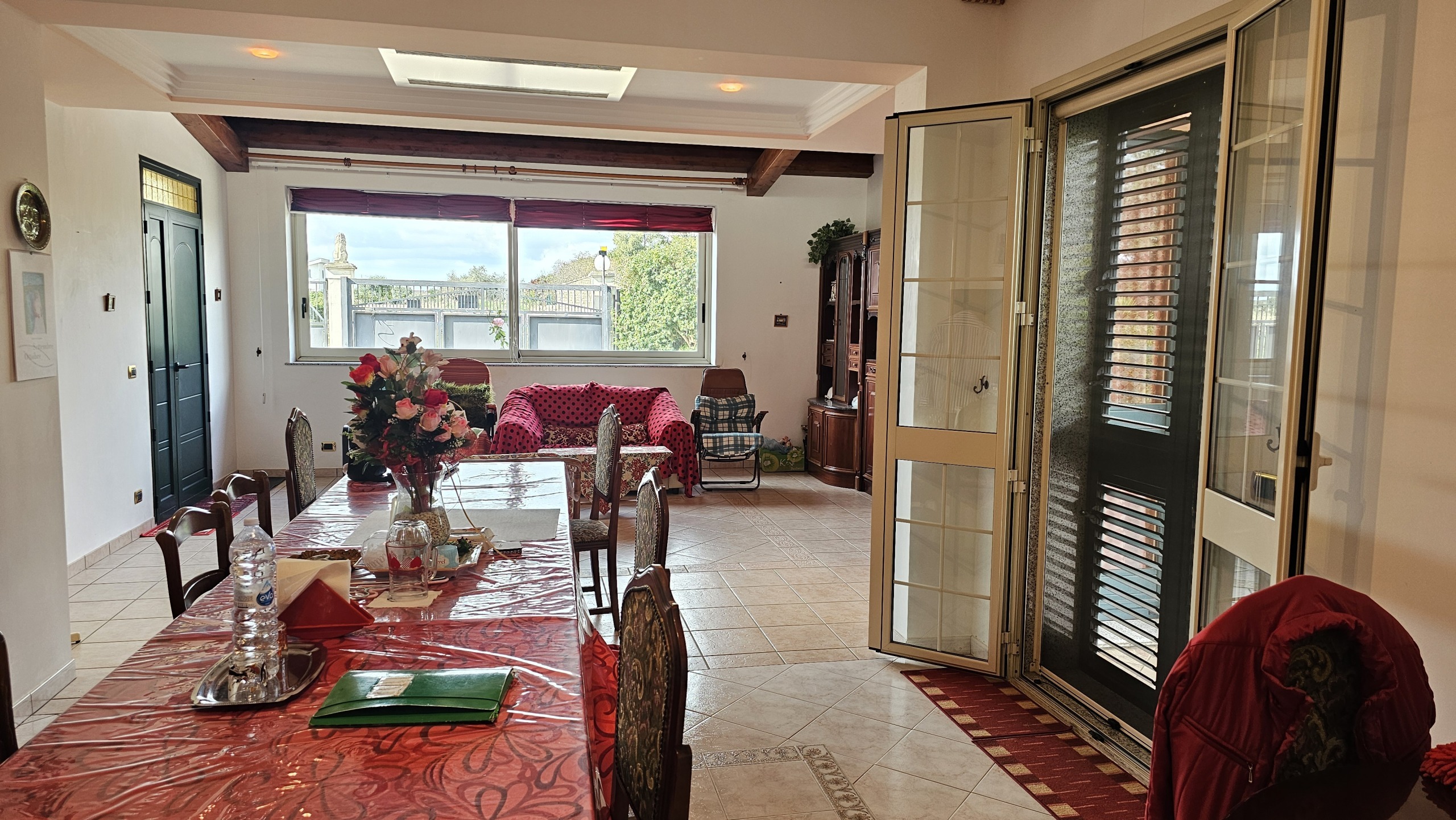 Villa con giardino in via san giuliano san elena 22, Modica