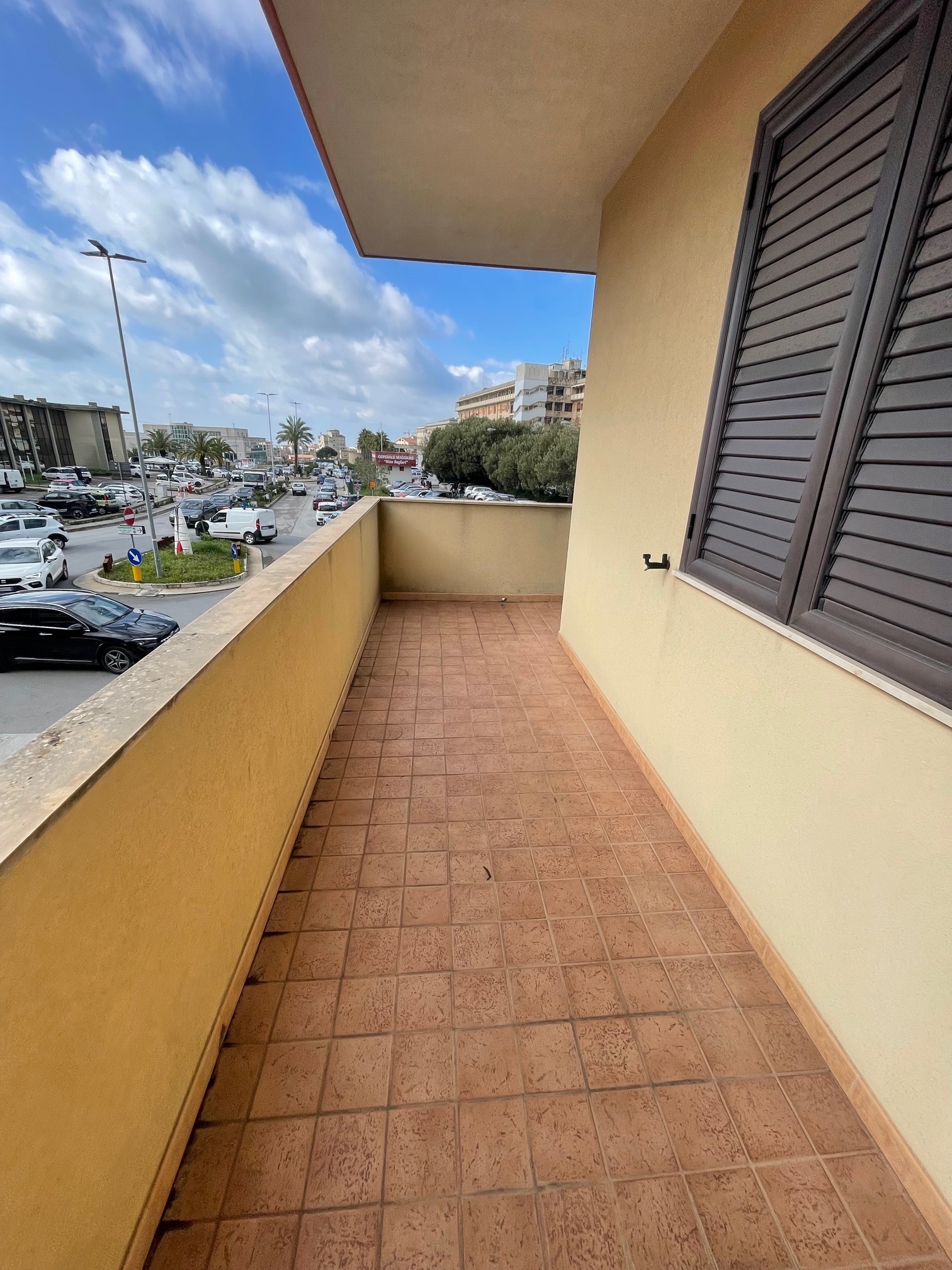 Trilocale con terrazzo in via resistenza partigiana, Modica