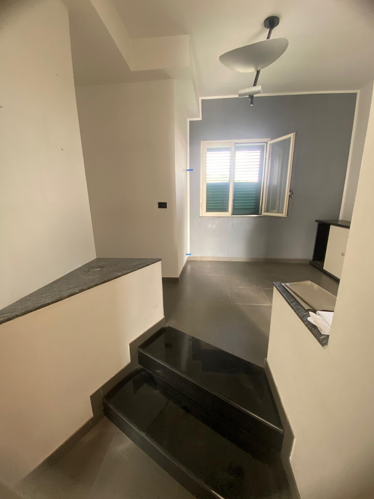 Attico con terrazzi in via loreto, Modica