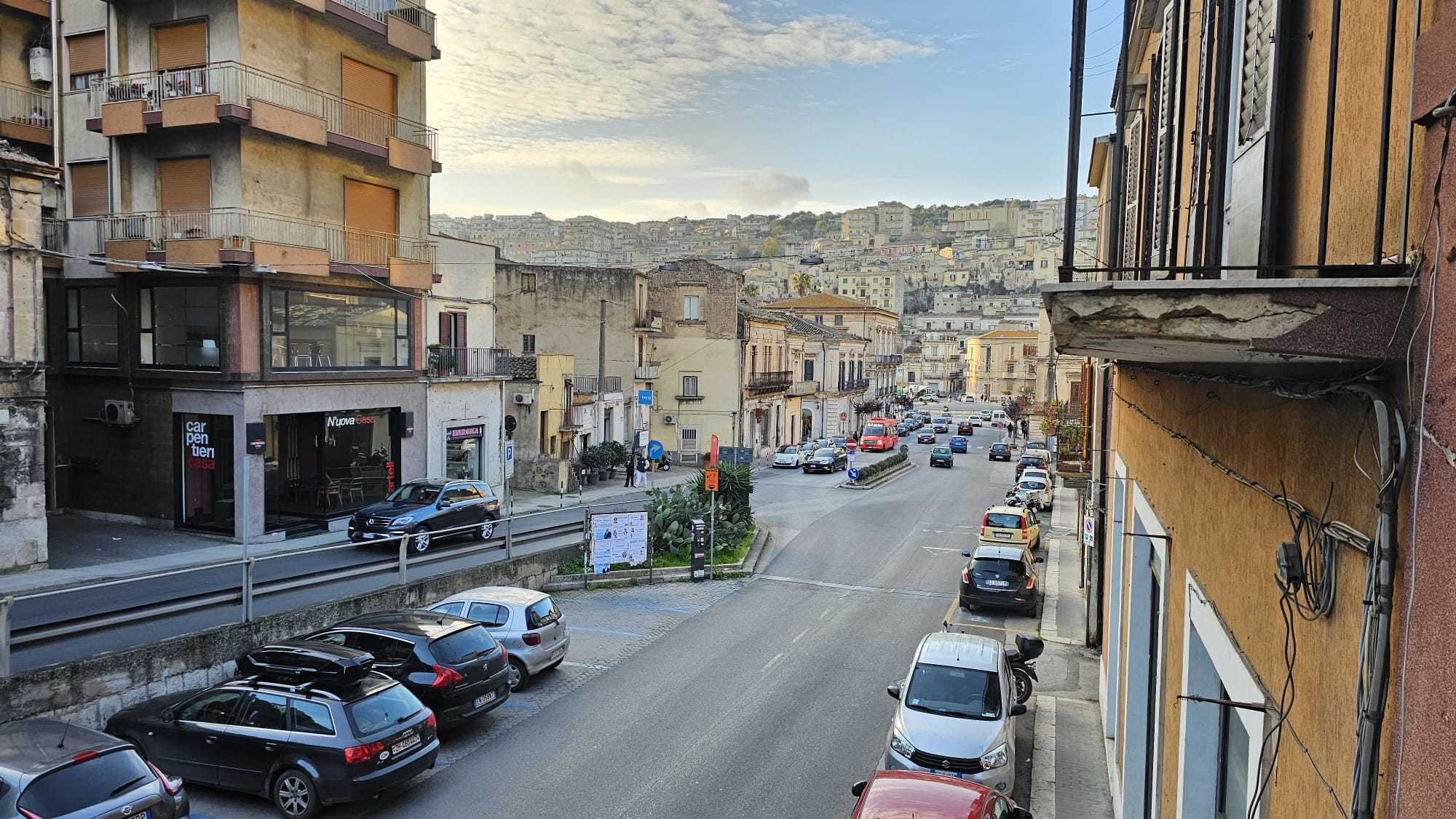 Trilocale in affitto in vico natoli 15, Modica