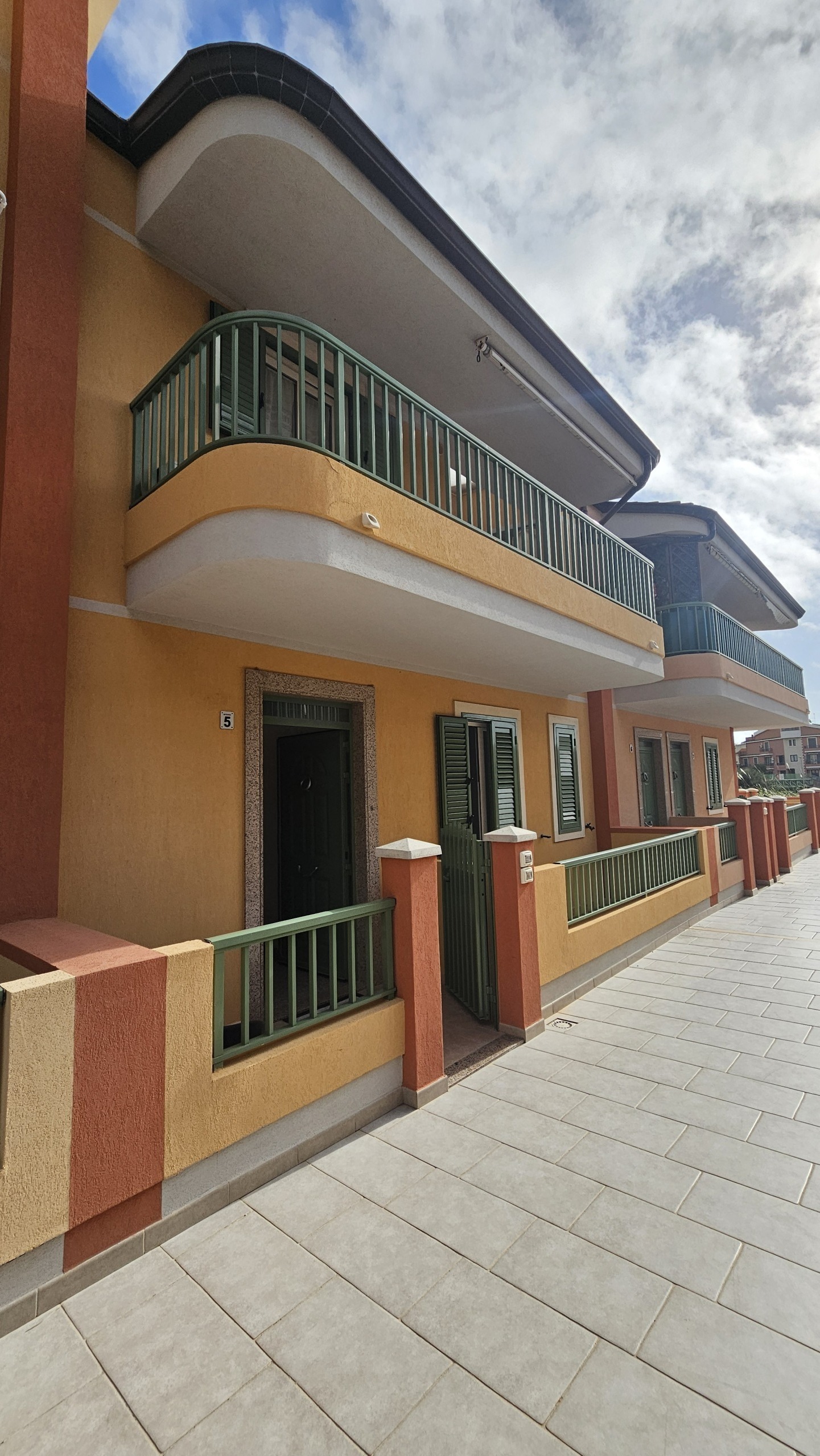 Trilocale con box in via luciano sortino 2, Pozzallo