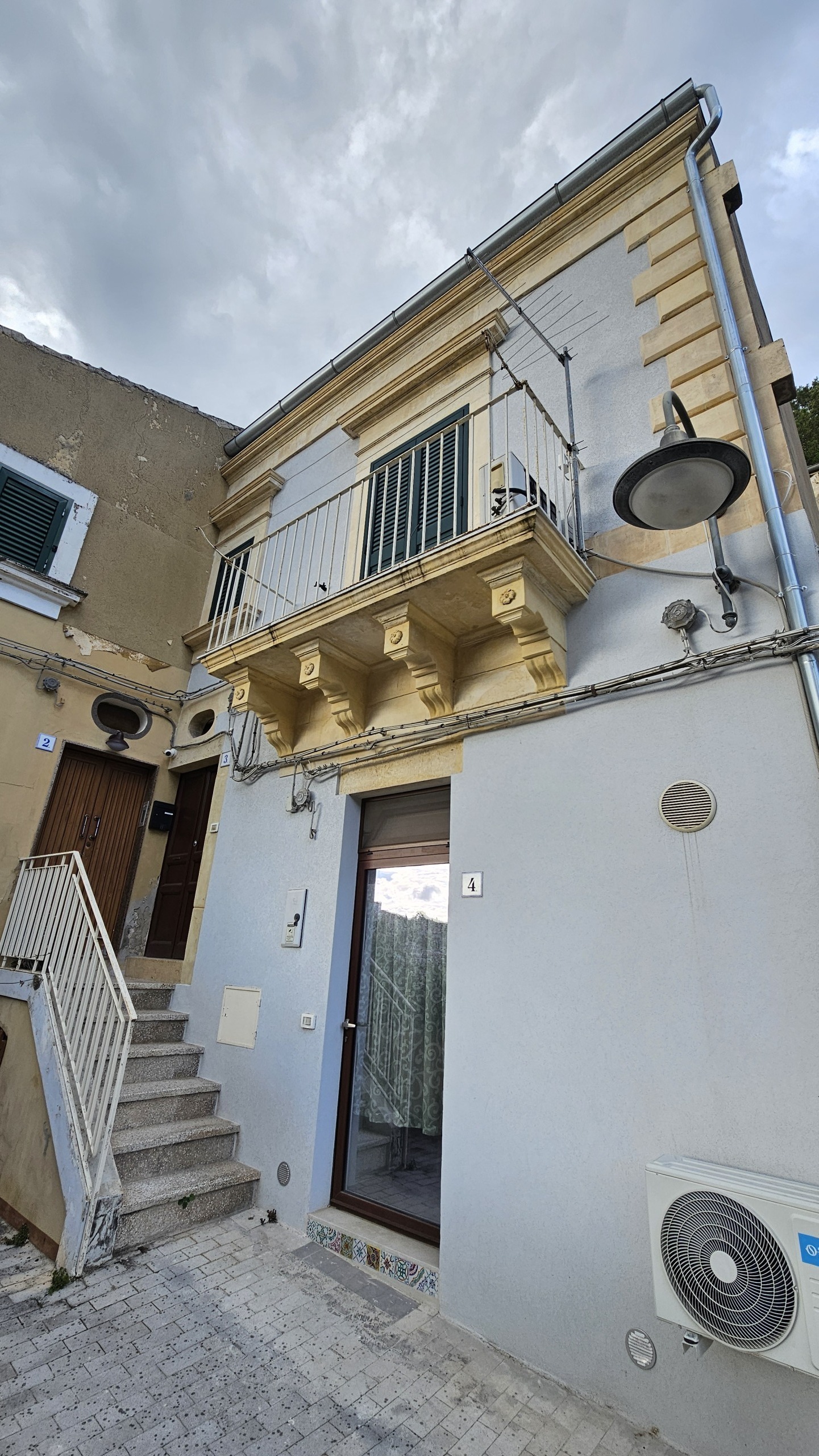 Casa indipendente in affitto in vico buscema, Modica