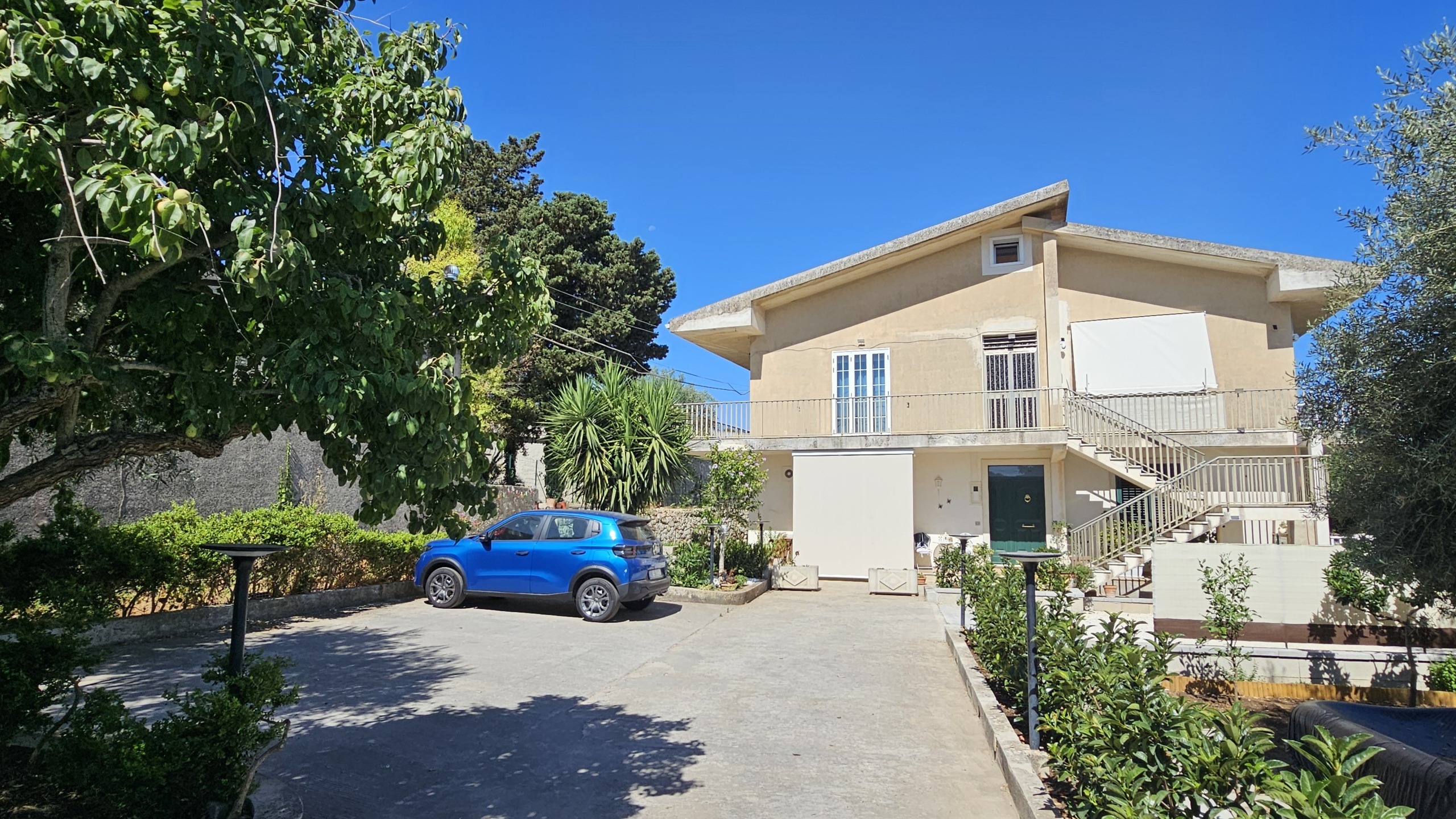 Trilocale in affitto, Modica sorda periferia