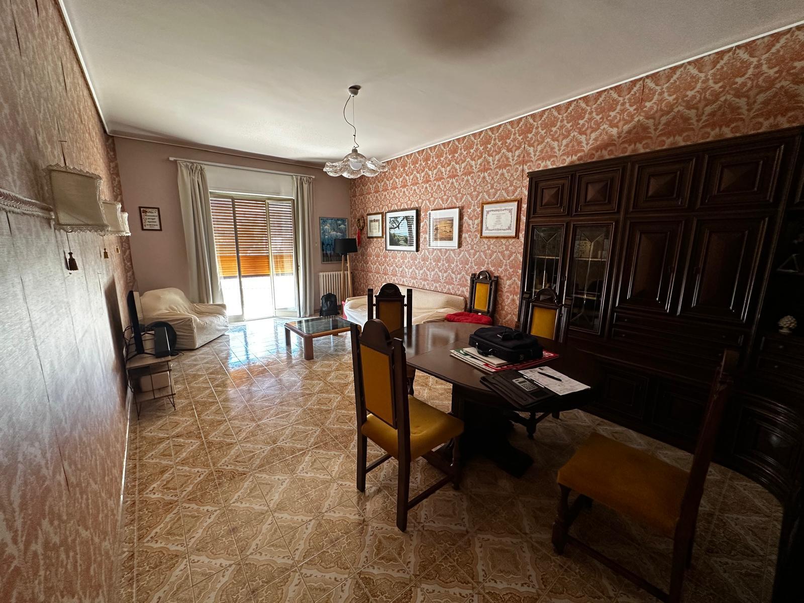 Appartamento in vendita in viale medaglie d'oro 7722, Modica