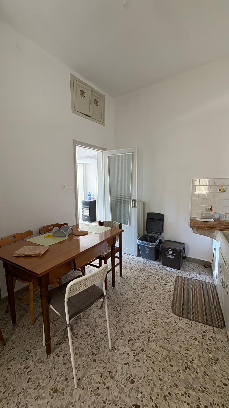 Casa indipendente con terrazzo in via scala, Modica