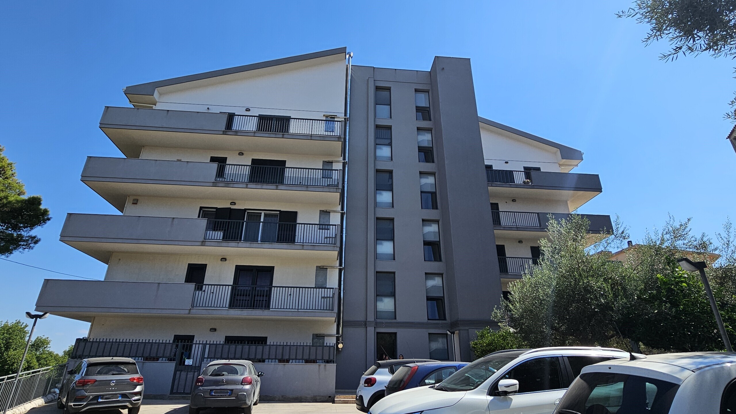 Trilocale classe A in via risorgimento 814, Modica