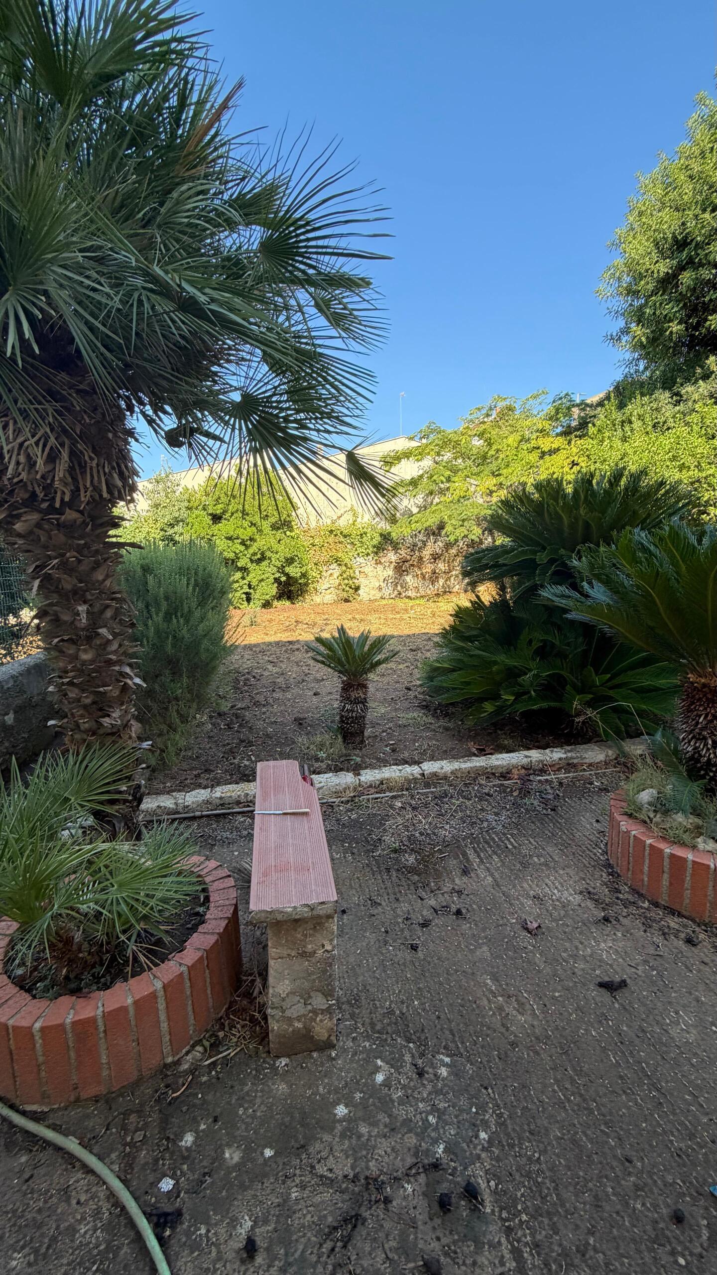 Appartamento con giardino in via risorgimento 21713, Modica