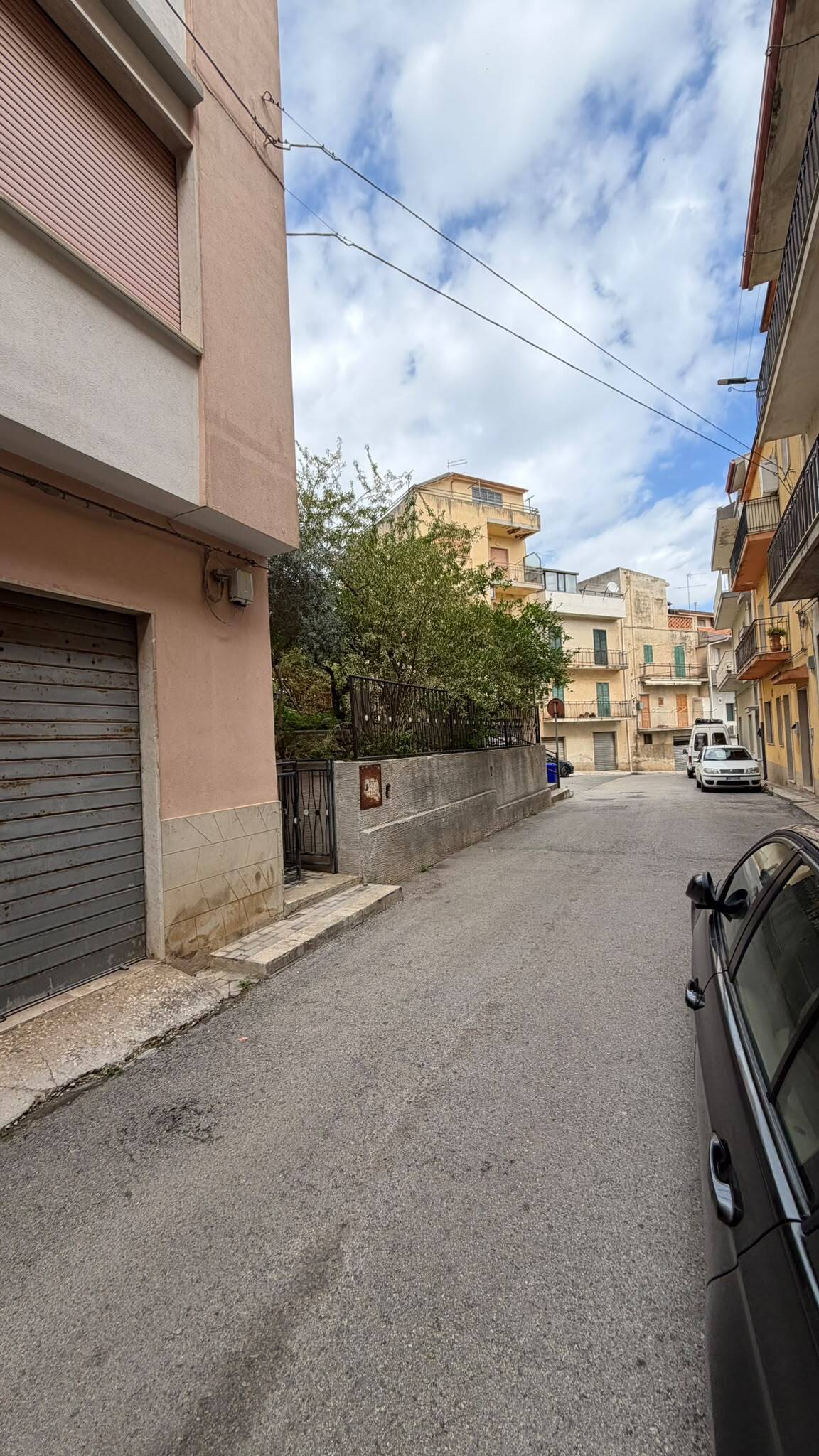 Appartamento con giardino in via rosario cascino, Modica