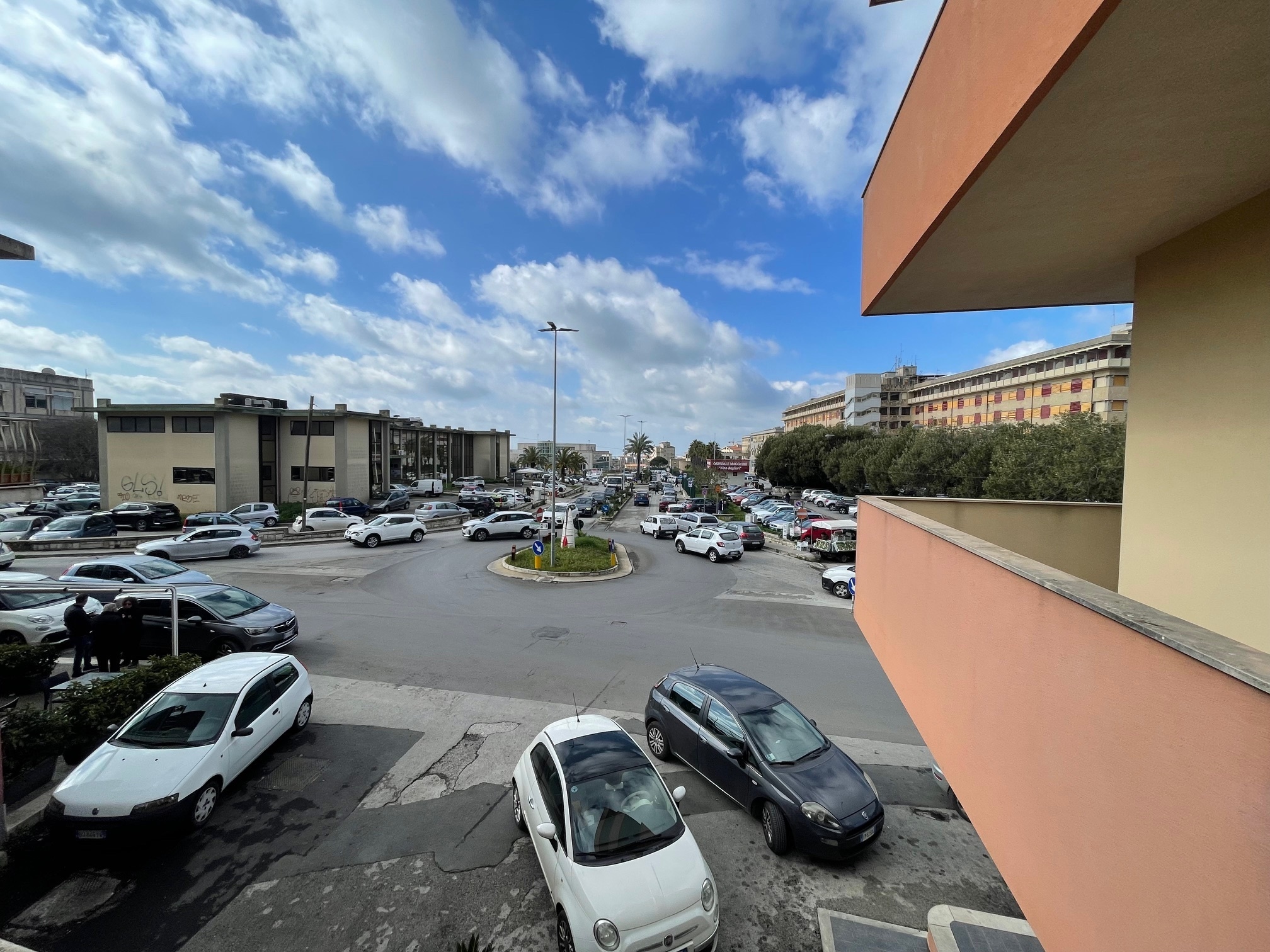 Trilocale con terrazzo in via resistenza partigiana, Modica