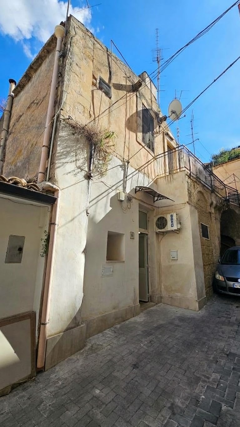 Casa indipendente in affitto in vico cappello 6, Modica