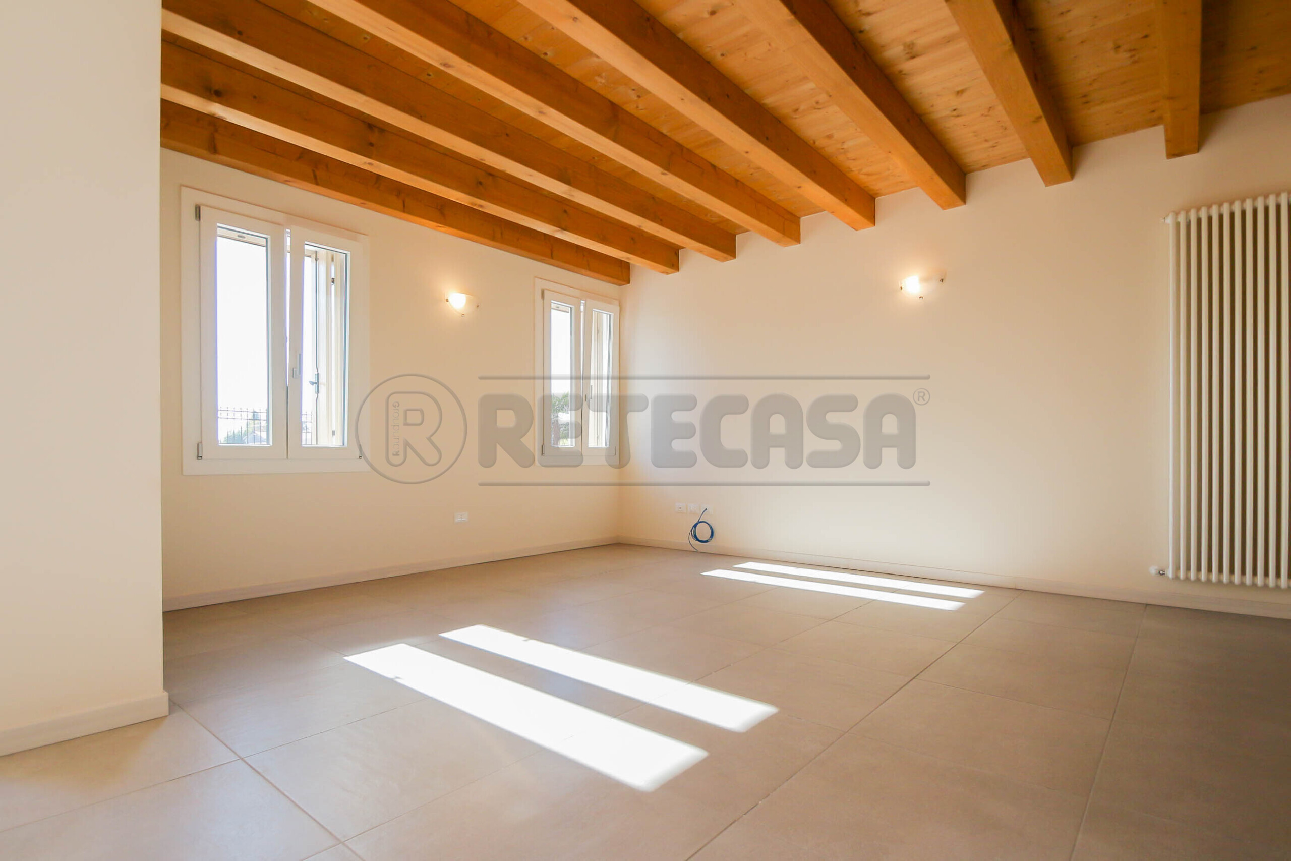 Casa indipendente nuova in via capitelli 23, Pozzoleone