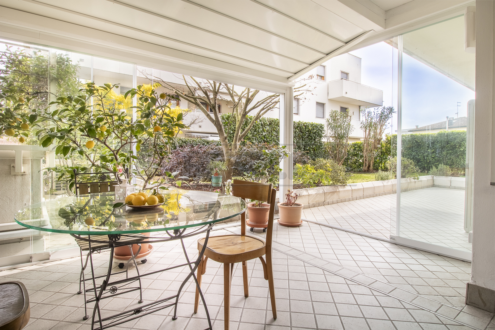 Quadrilocale con terrazzo in piazzetta monsignor g. lorenzon 21, Vicenza