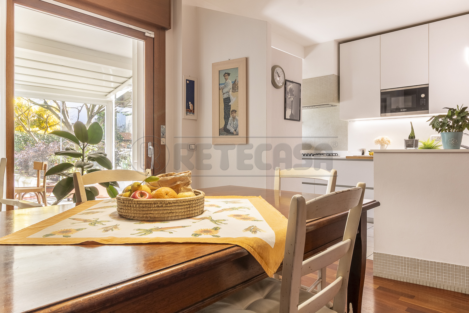 Quadrilocale con terrazzo in piazzetta monsignor g. lorenzon 21, Vicenza