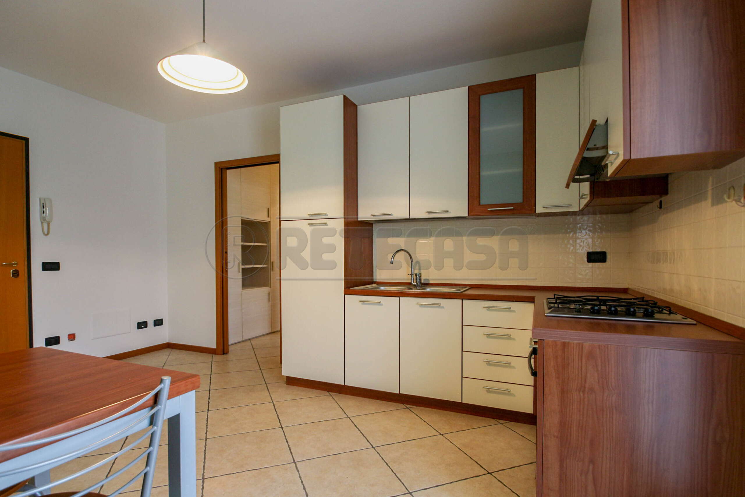 Trilocale con terrazzi in via caffo 70, Bressanvido