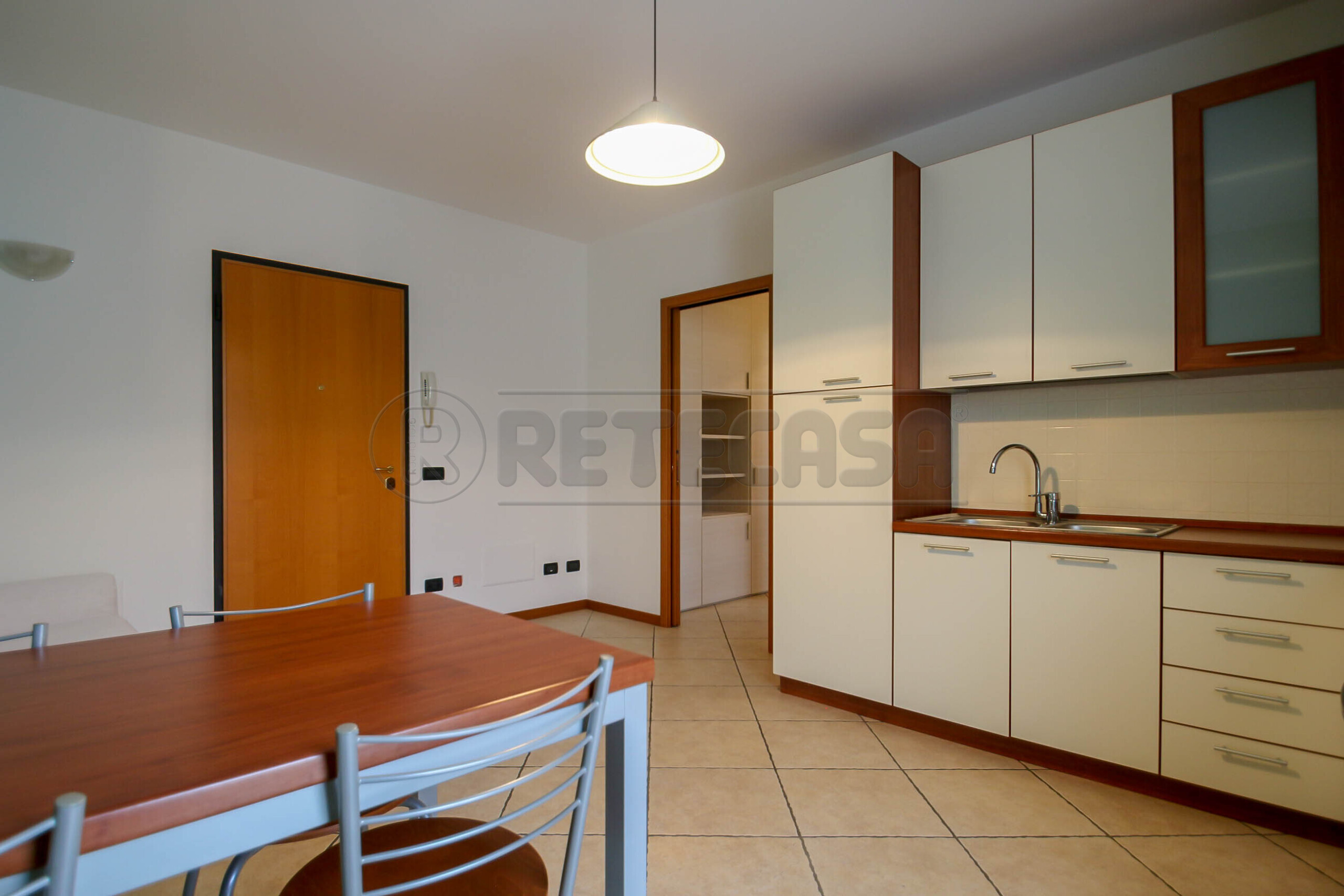 Trilocale con terrazzi in via caffo 70, Bressanvido