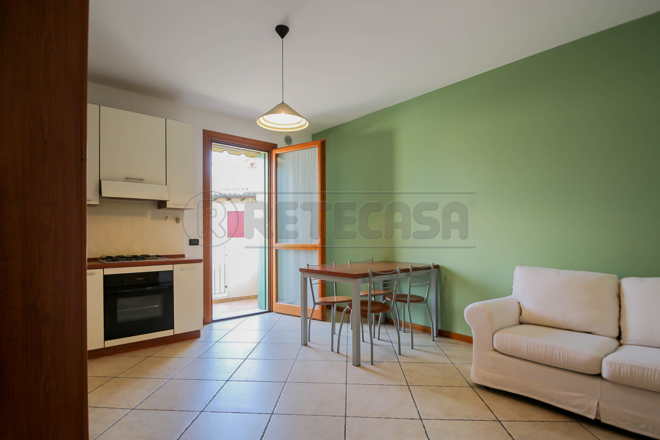 Trilocale con terrazzi in via caffo 70, Bressanvido