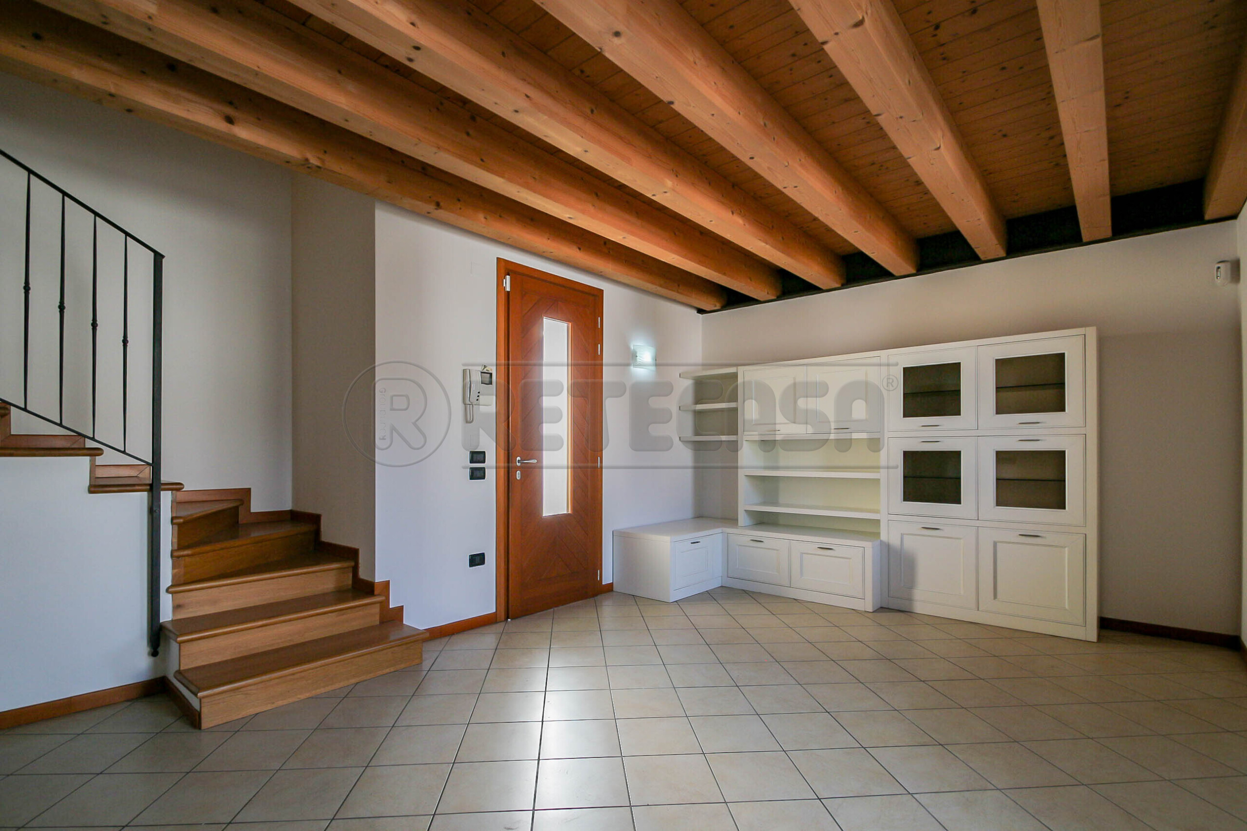 Appartamento con terrazzo in via papa luciani 249, Bolzano Vicentino