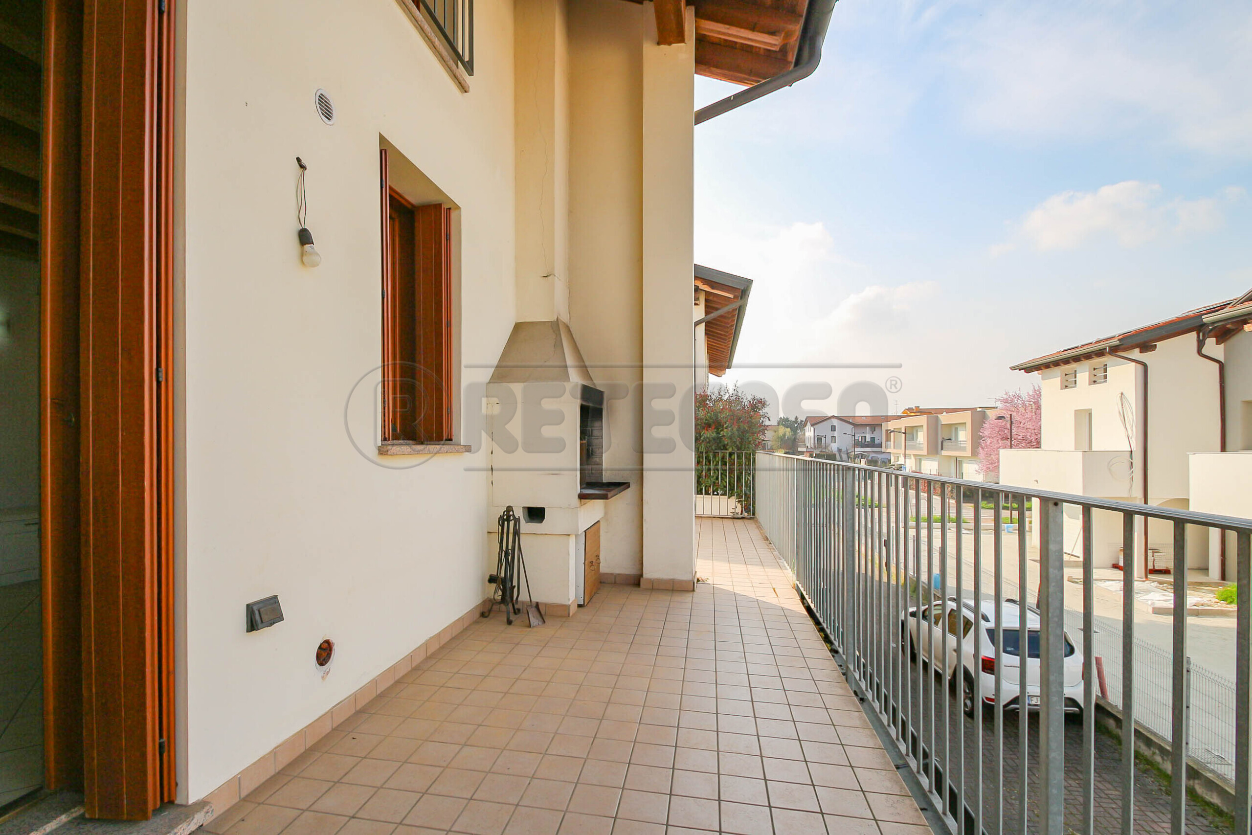 Appartamento con terrazzo in via papa luciani 249, Bolzano Vicentino