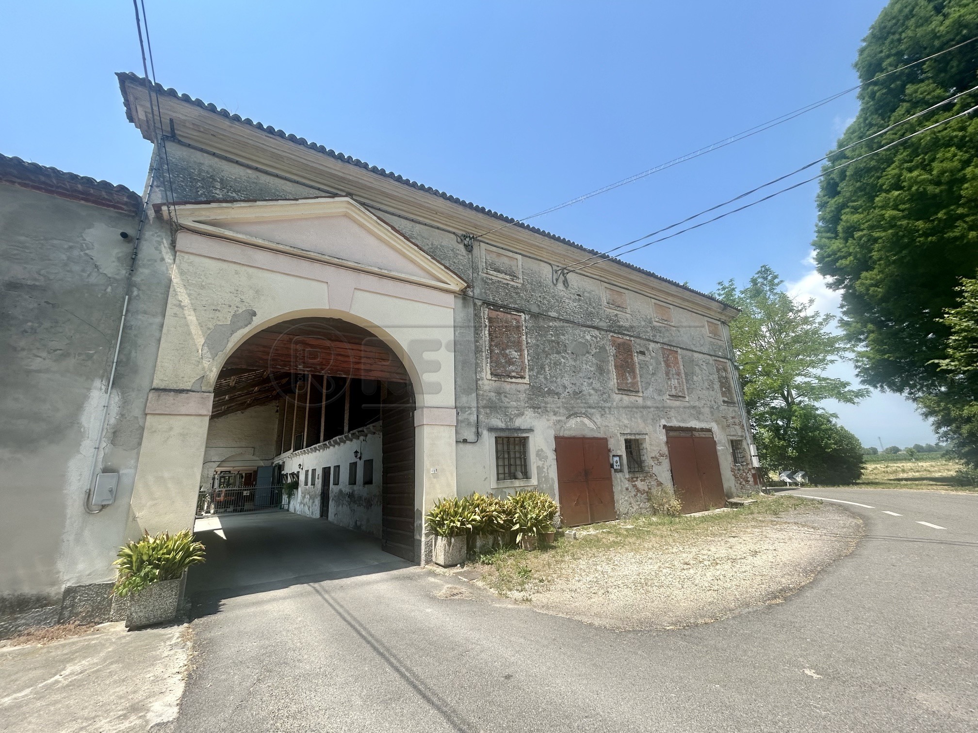 Magazzino da ristrutturare in via camatte 1, Bolzano Vicentino