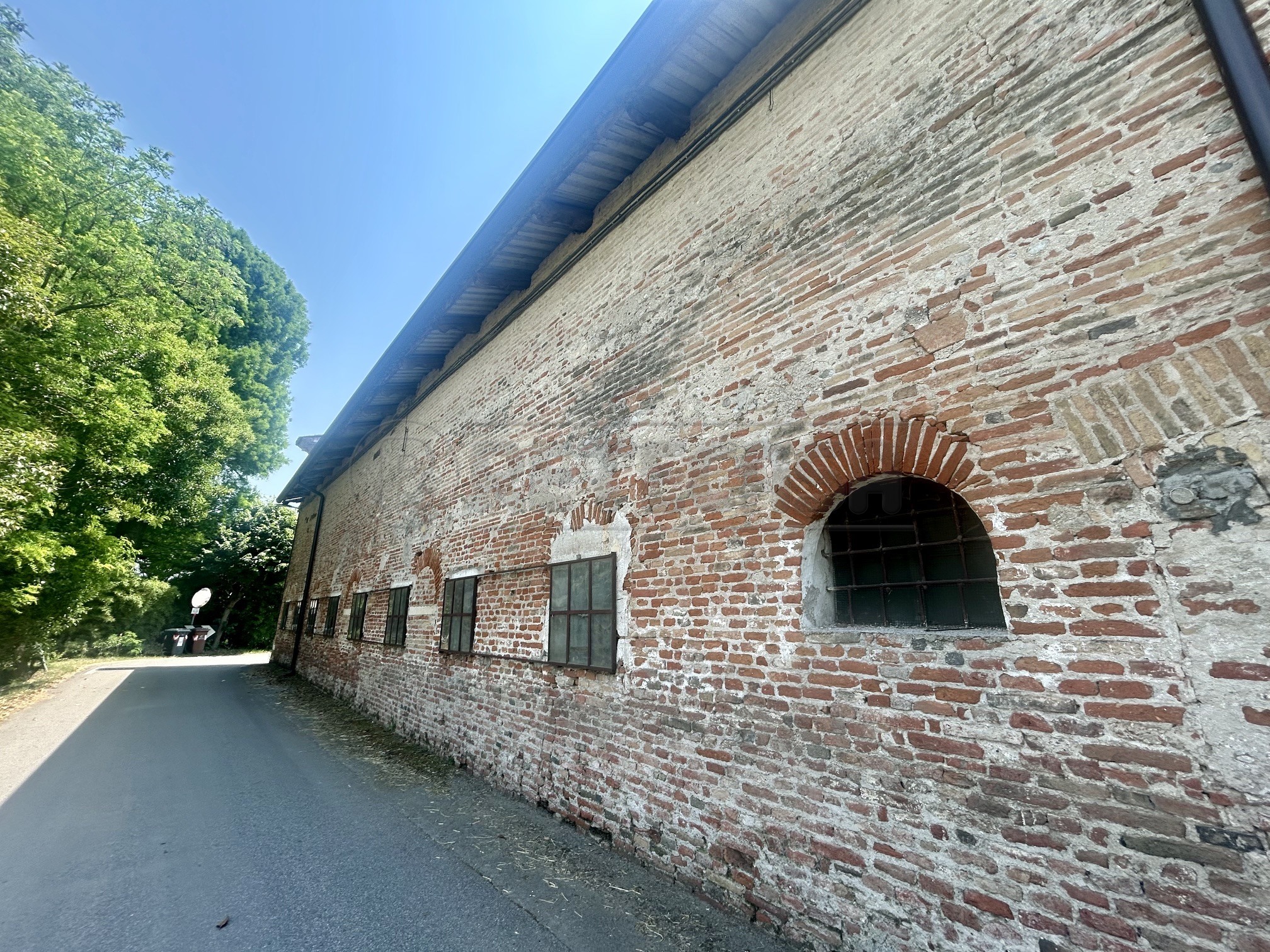 Magazzino da ristrutturare in via camatte 1, Bolzano Vicentino