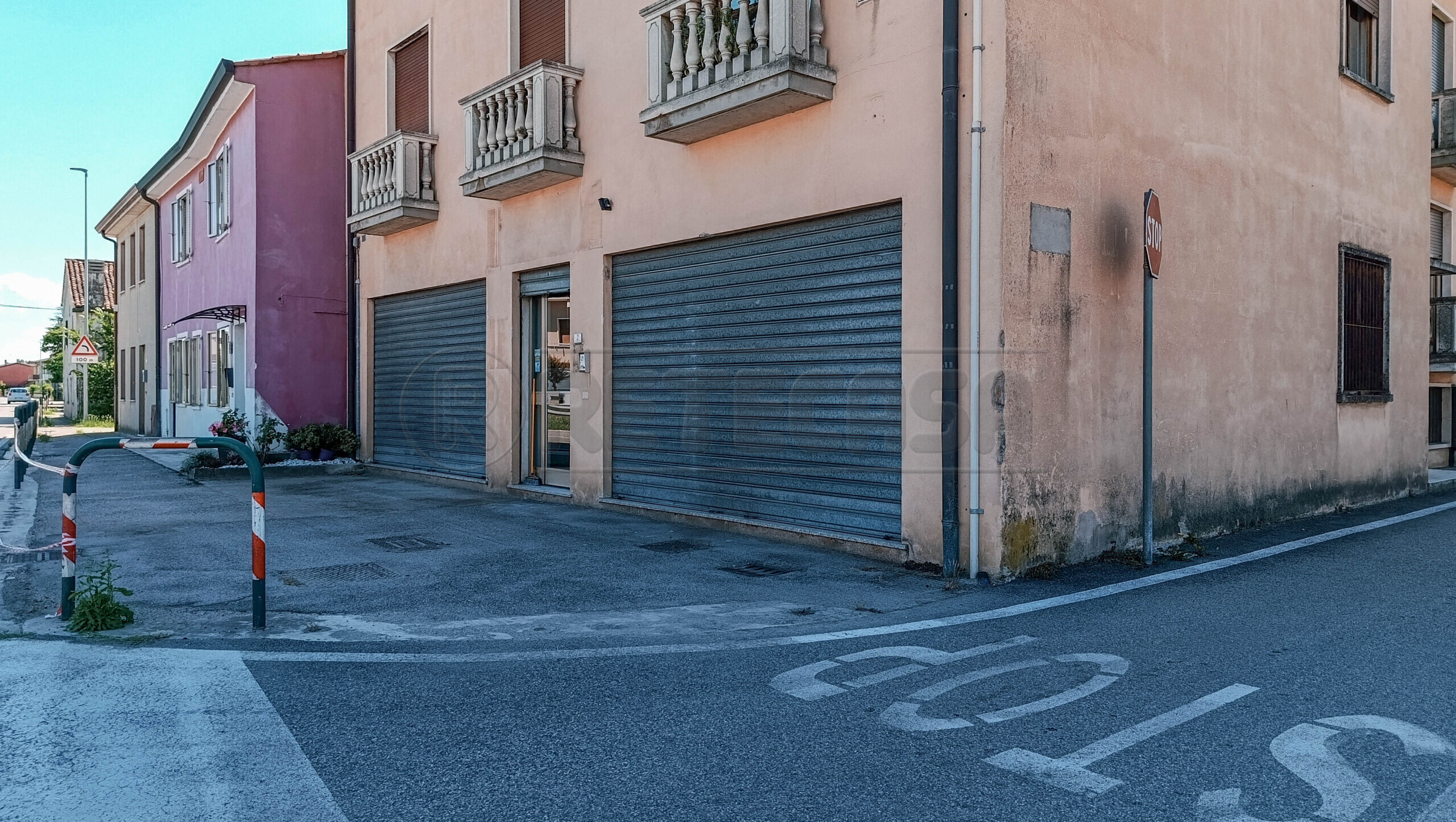 Locale commerciale con box in via strada alta 28, Bressanvido