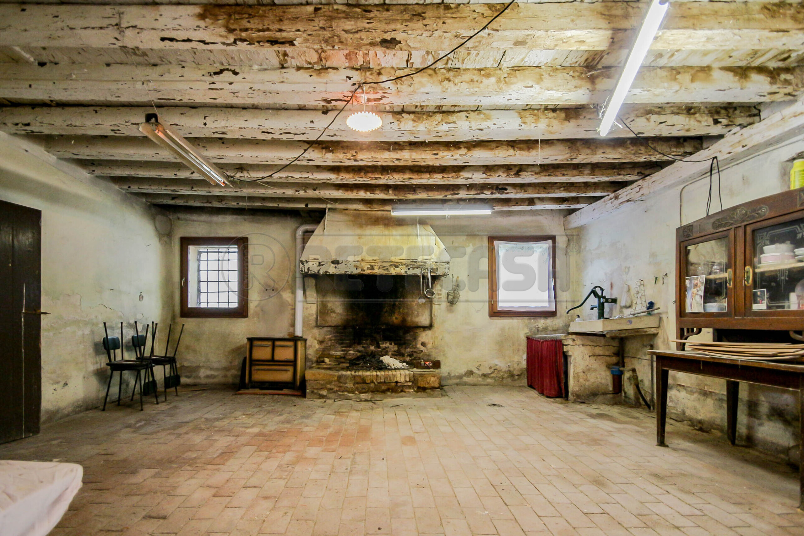 Casa indipendente da ristrutturare in via camatte 8, Bolzano Vicentino