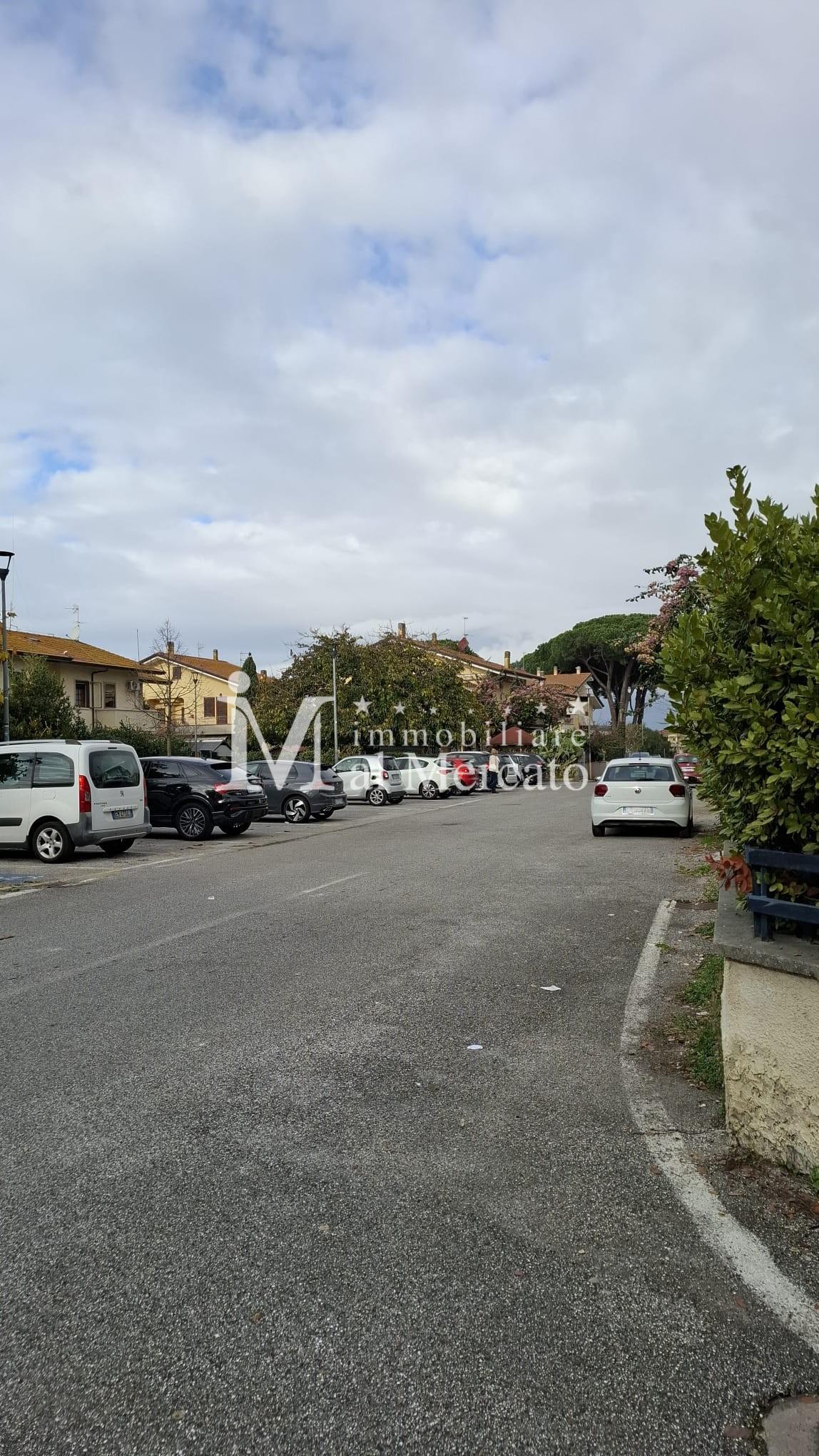 Attico in vendita, Viareggio torre del lago zona mare