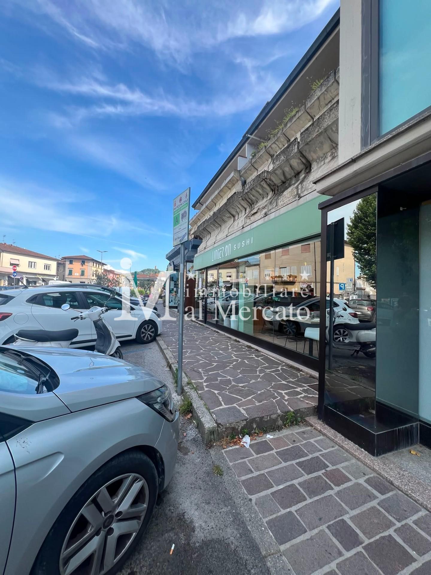 Locale commerciale in vendita a San Miniato