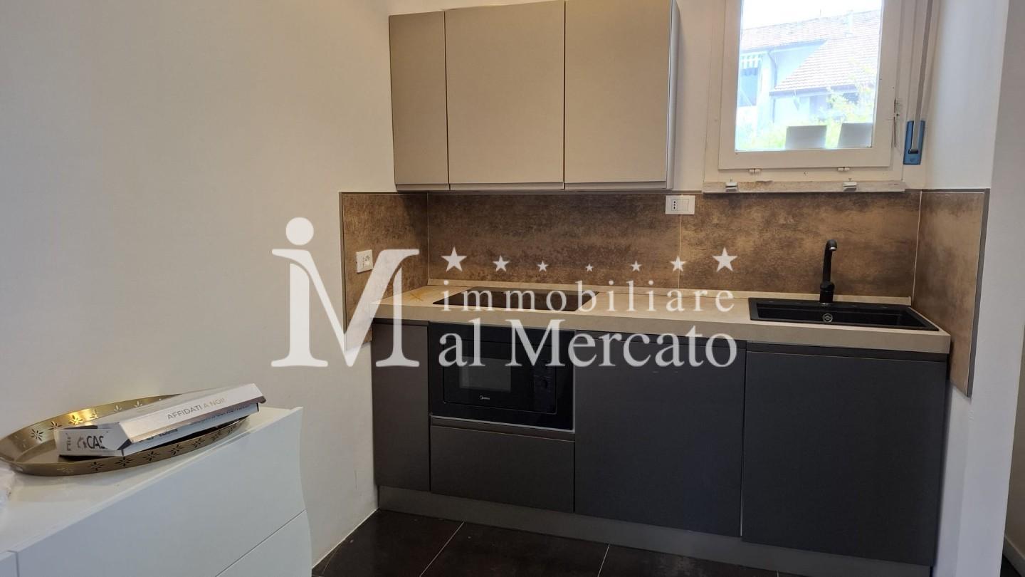 Appartamento con giardino, Viareggio torre del lago-marina