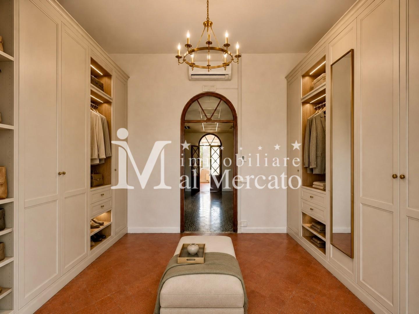 Appartamento da ristrutturare, Lucca vicino mura