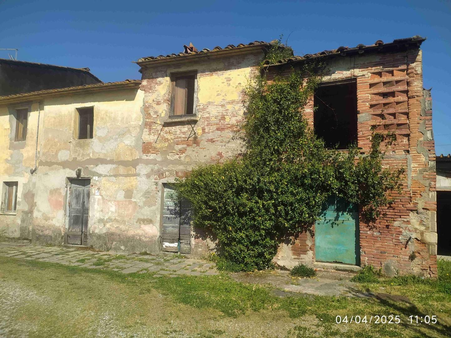 Casa indipendente da ristrutturare, Ponte Buggianese vione