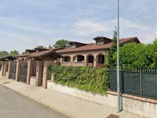 Villa in vendita a Lombardore