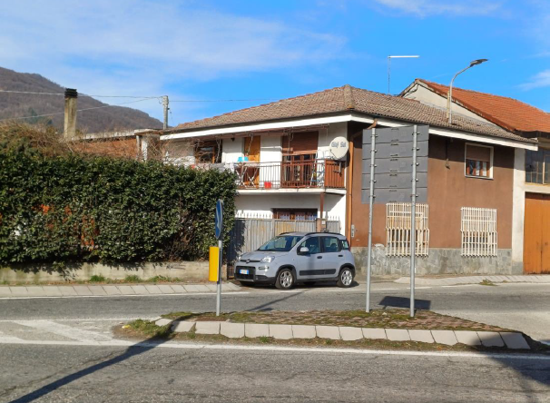 Casa indipendente in vendita a Bricherasio