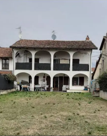 Casa indipendente in vendita a Azeglio