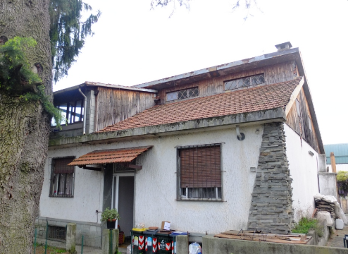 Casa indipendente da ristrutturare a Torino